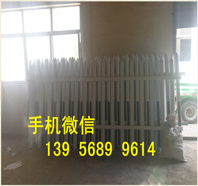 淮北PVC草坪护栏与绿化护栏的优选之选 贵池区正方护栏厂引领庭院别墅新潮流